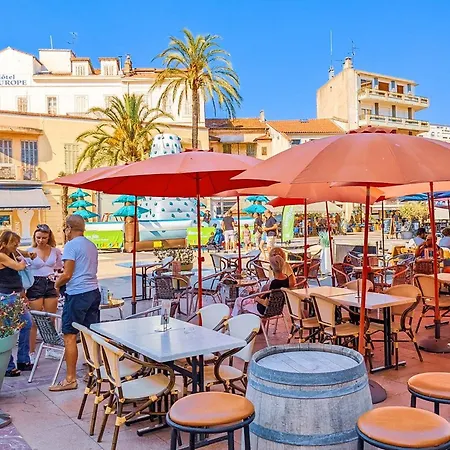 Spacieux T2 Avec Grande Terrasse A Saint-raphael, Proche Et Gare, Garage Inclus - Fr-1-226a-102 Saint-Raphaël